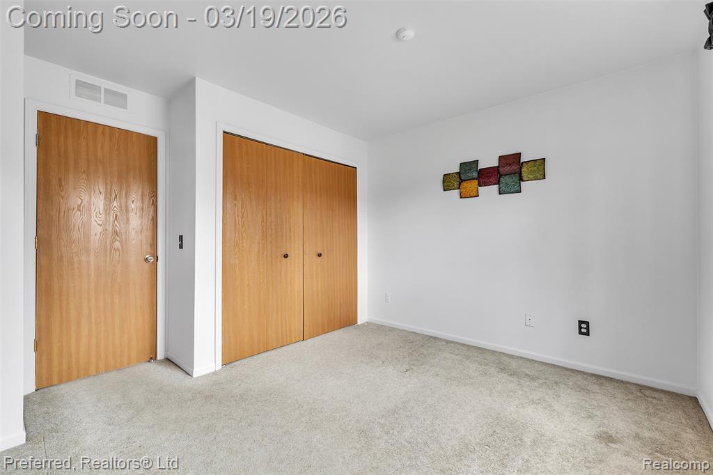 42751 Lilley Pointe Drive, Canton, MI 48187 — Photo 26