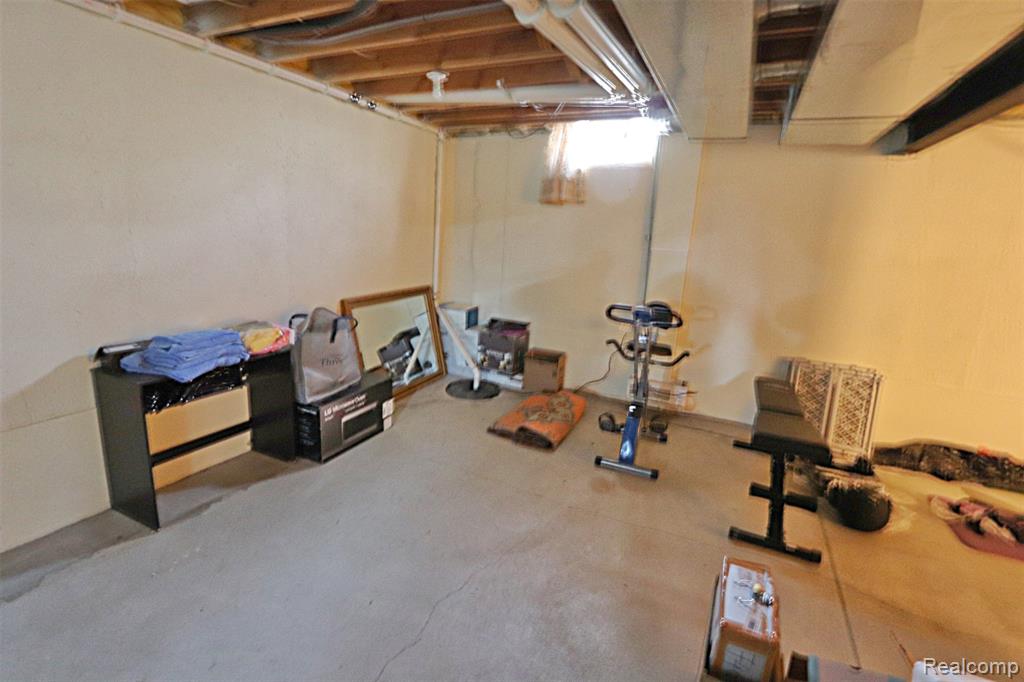 39405 Windsome Drive, Northville, MI 48167 — Photo 31