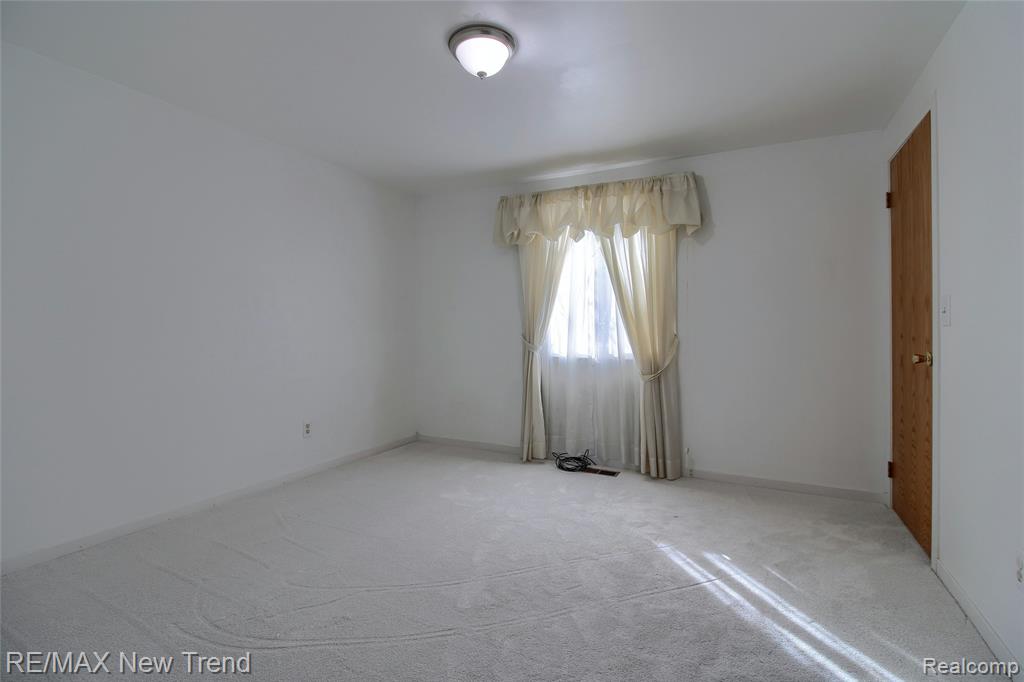 44420 Wright Way, Novi, MI — Photo 28