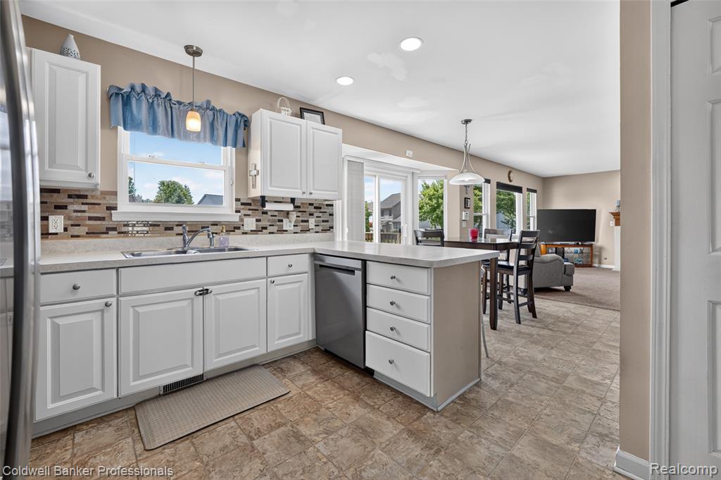 2088 Lochnayne Lane, Davison, MI 48423 — Photo 8