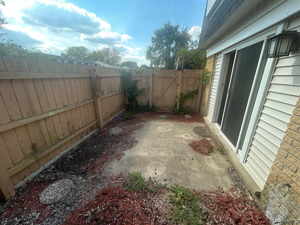 41168 N WOODBURY GREEN, Belleville, MI 48111 — Photo 13