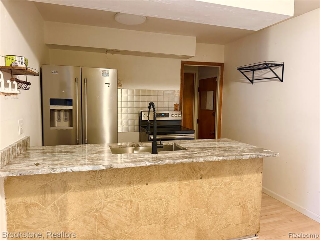 413 Forest Street, Westland, MI 48186 — Photo 9