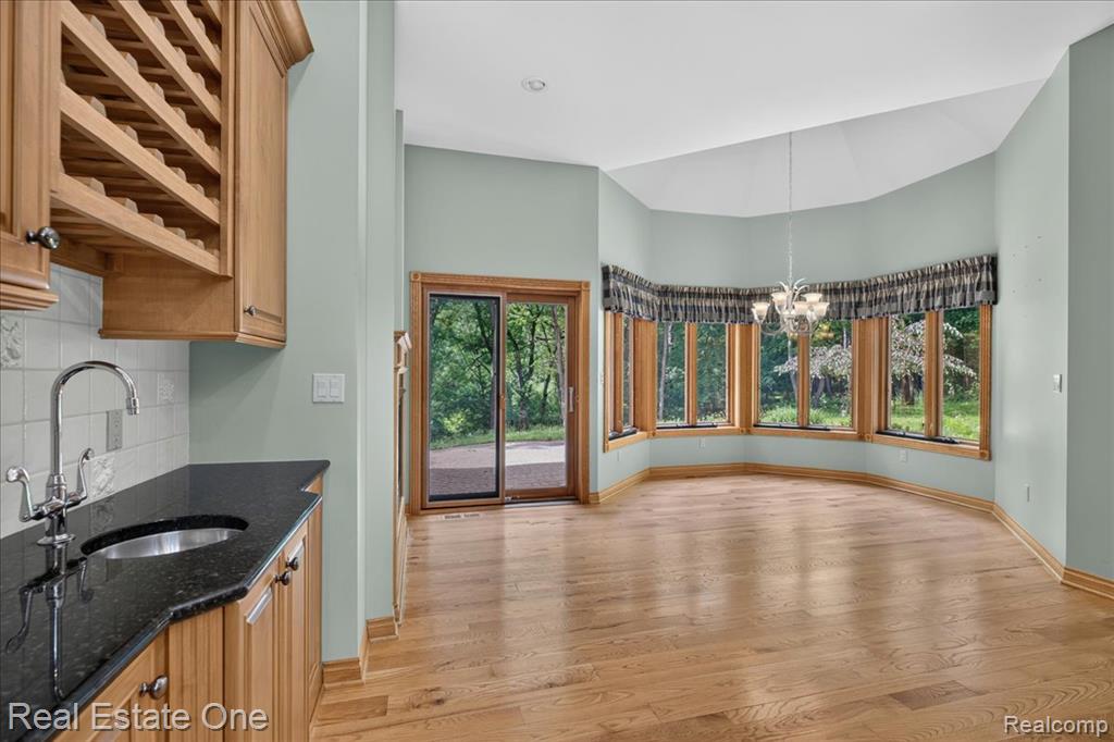 425 Courtney Road, Leonard, MI 48367 — Photo 25