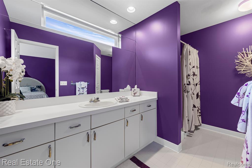 5400 FOREST RIDGE Drive, Clarkston, MI — Photo 17