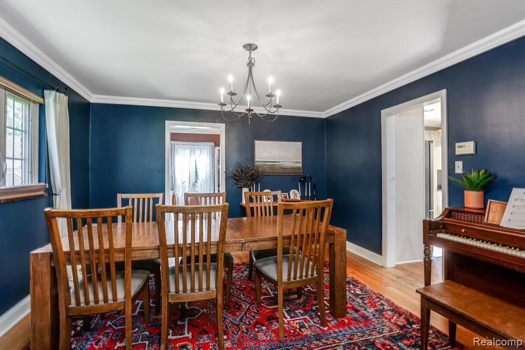 479 CLOVERLY Road, Grosse Pointe Farms, MI 48236 — Photo 8