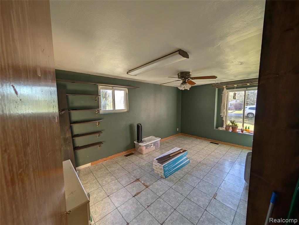 805 Oak Street, Lennon Vlg, MI 48449 — Photo 18