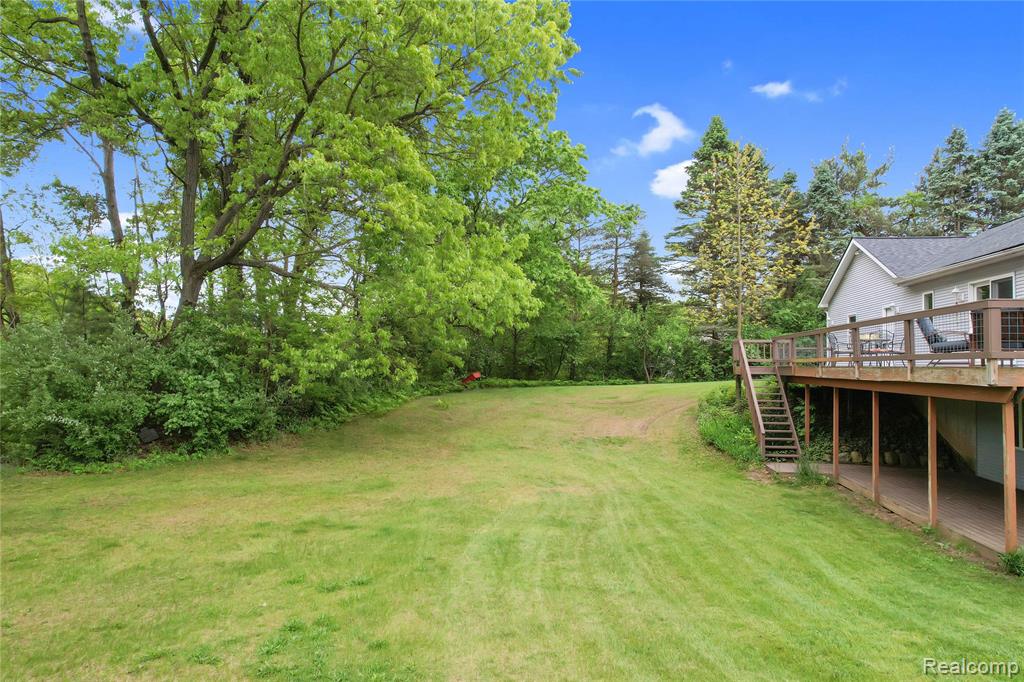 9587 Harmon Lane, South Lyon, MI 48178 — Photo 34