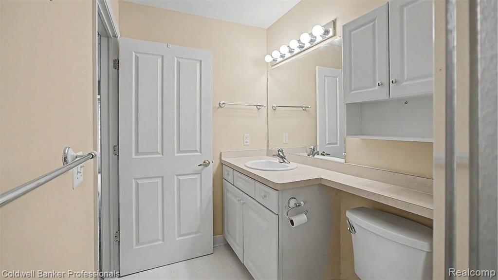 5711 Ortman Drive, Sterling Heights, MI 48314 — Photo 30