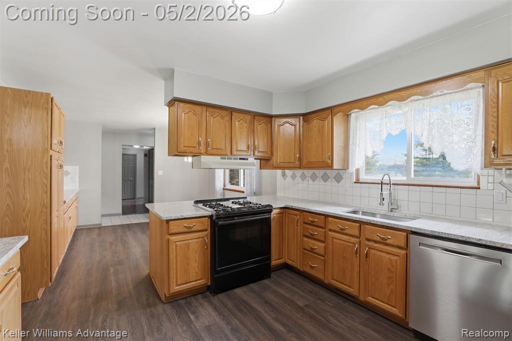28800 Sibley Road, Romulus, MI 48174 — Photo 13