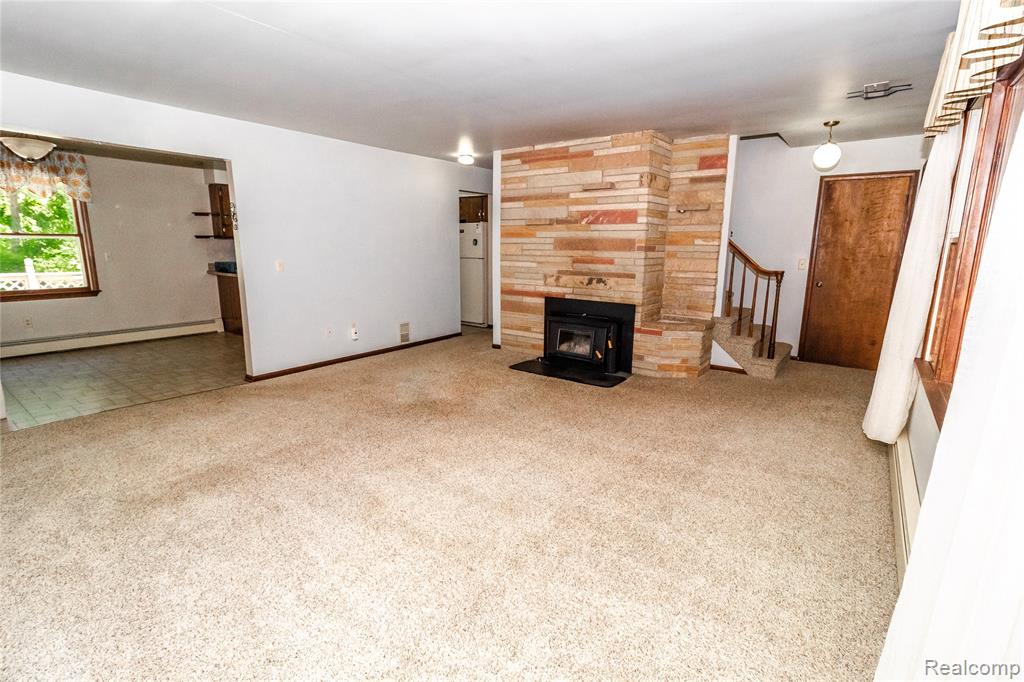 9051 Vienna Road, Otisville, MI 48463 — Photo 11