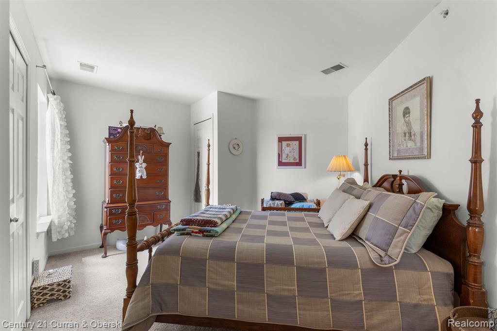 40563 BLYTHEFIELD Lane, Canton, MI 48188 — Photo 29