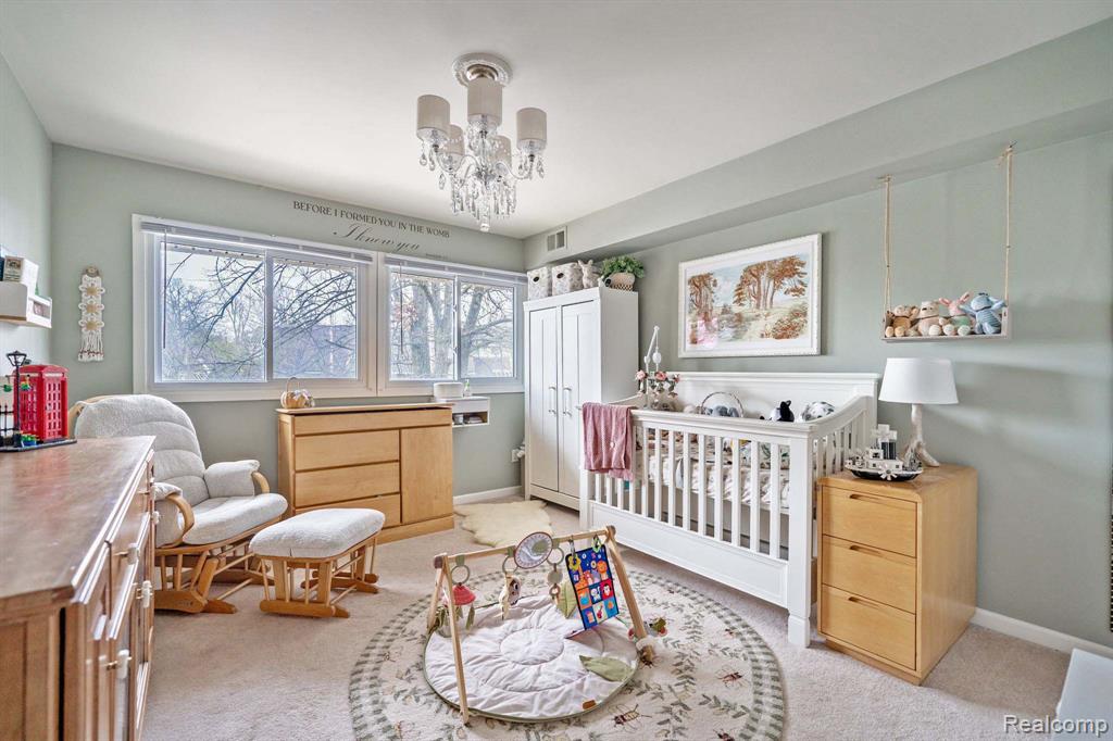 2798 Davison Avenue, Auburn Hills, MI 48326 — Photo 18