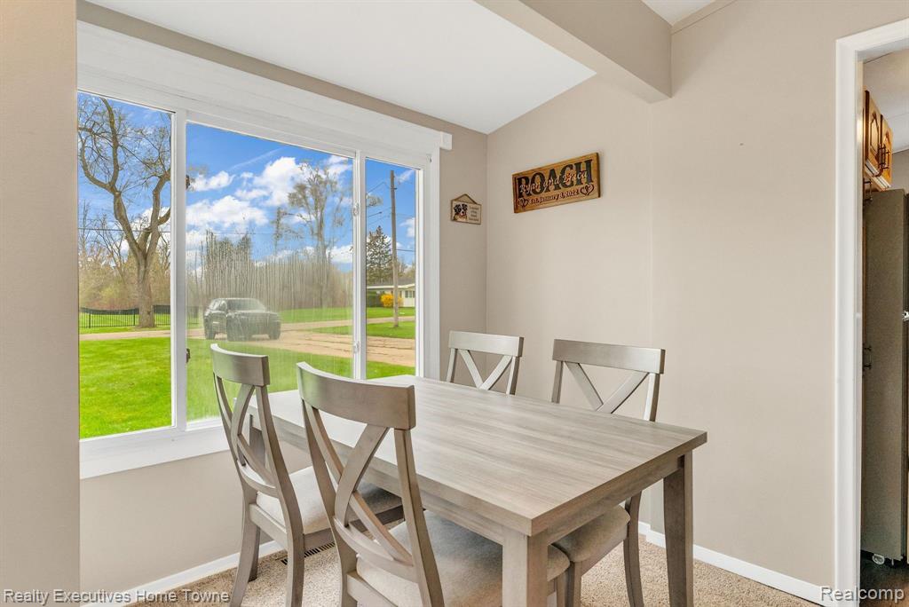 533 RUST PARK Drive, Grand Blanc, MI 48439 — Photo 8