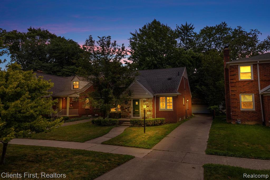 524 N York Street, Dearborn, MI 48128 — Photo 3