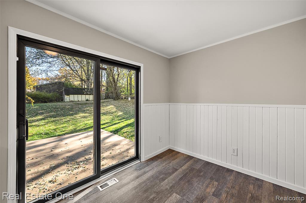 9600 Yale Avenue, Clarkston, MI 48348 — Photo 27