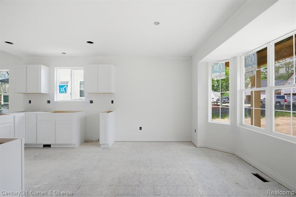828 Nelsons Ridge Drive, 20, Howell, MI 48843 — Photo 11