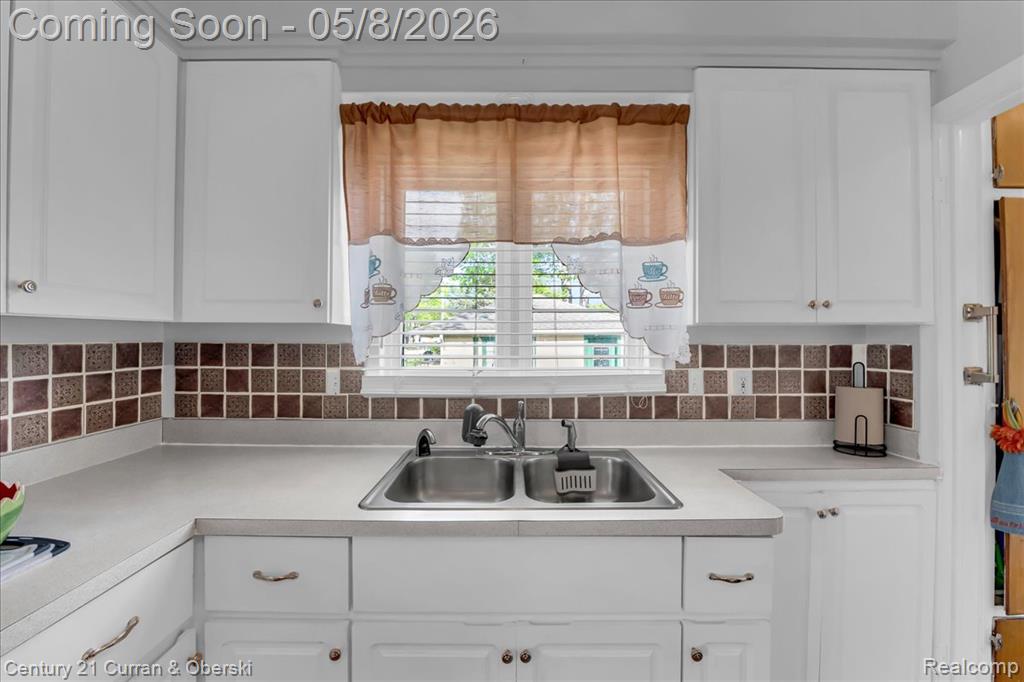 9216 Nathaline, Redford, MI 48239 — Photo 11