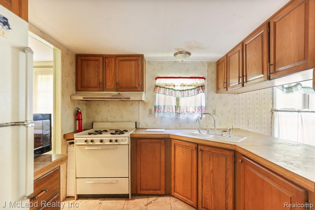 4198 Kirk Road, Vassar, MI 48768 — Photo 14