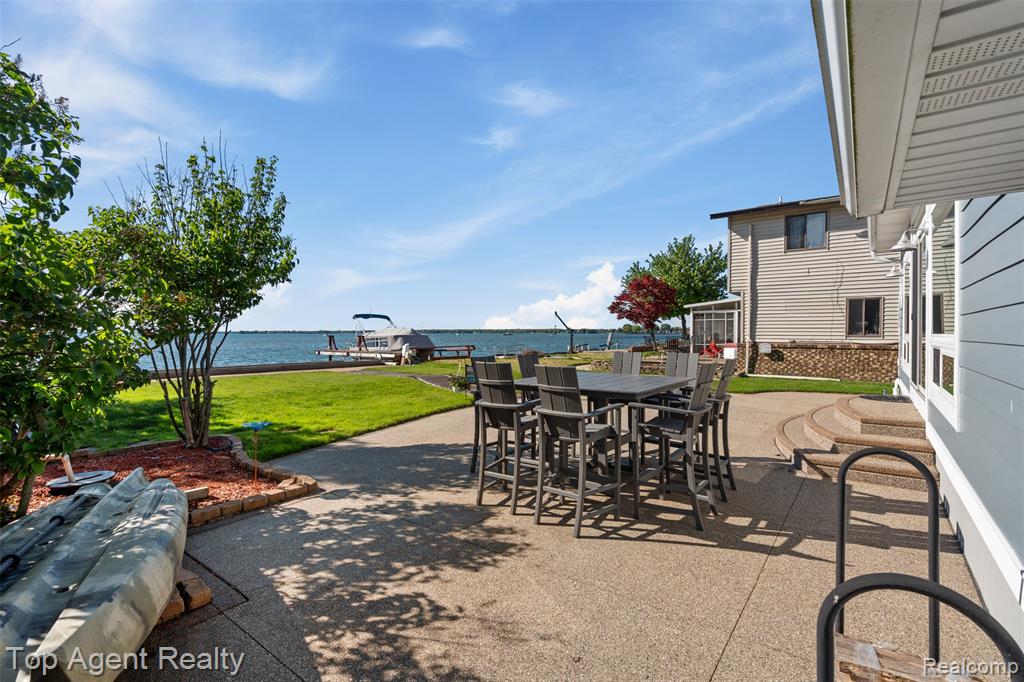 7910 ANCHOR BAY Drive, Clay, MI 48001 — Photo 39