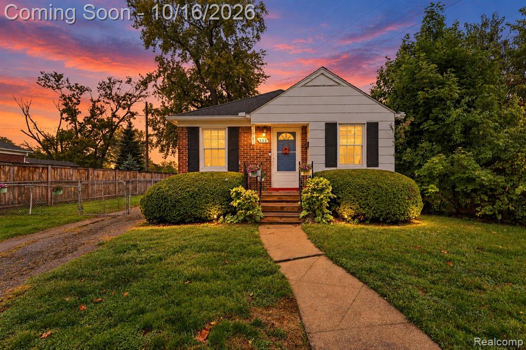 853 Wordsworth Street, Ferndale, MI 48220