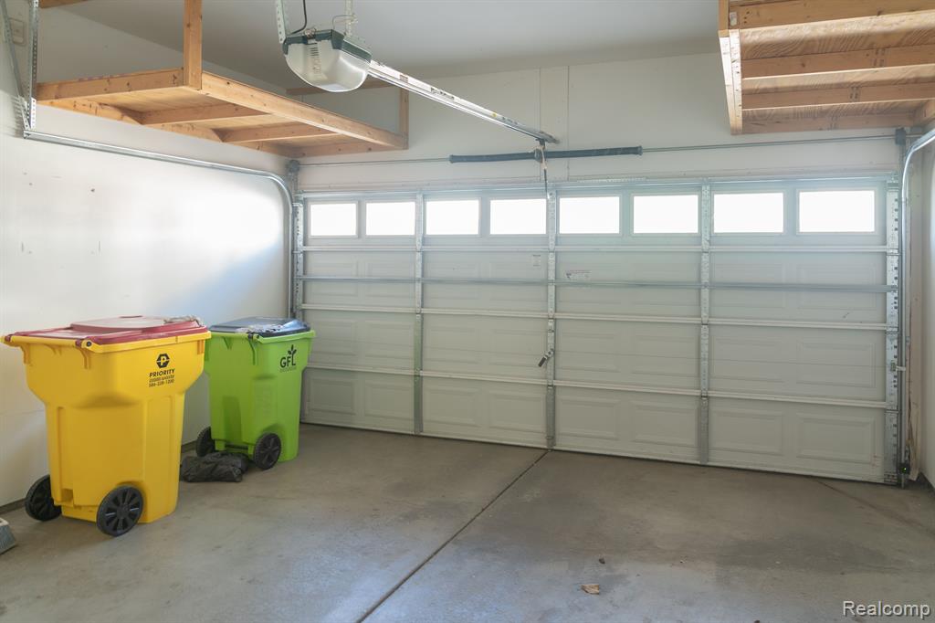 39658 ROCKCREST Lane, Northville, MI — Photo 21