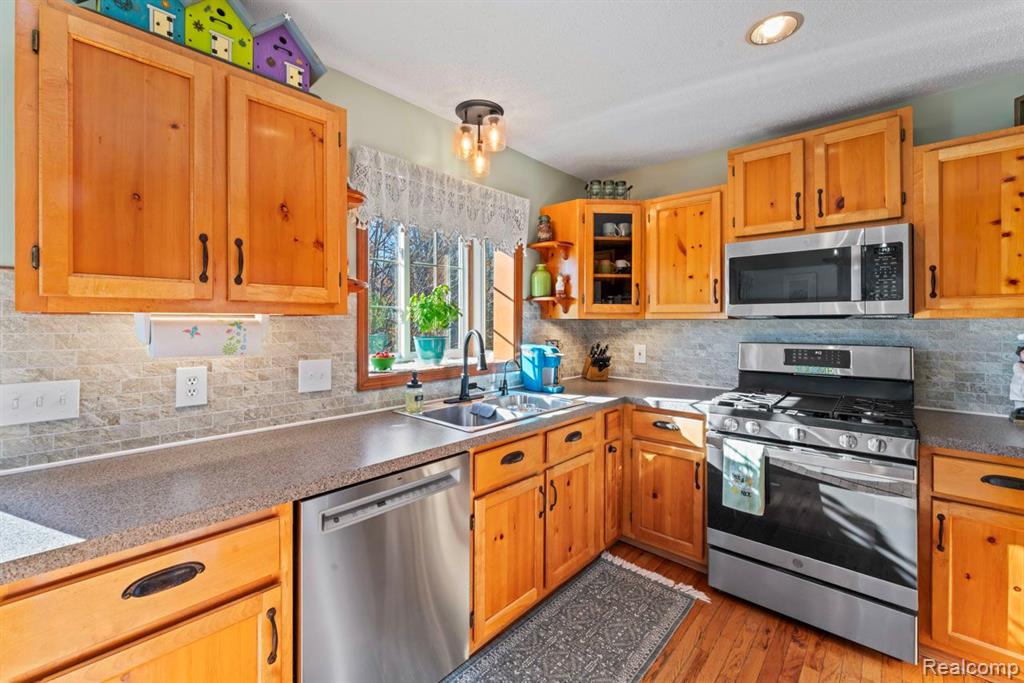 6510 MERTZ Road, Mayville Vlg, MI 48744 — Photo 16