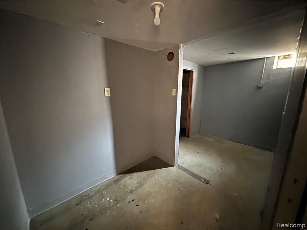 7720 Amboy Street, Dearborn Heights, MI 48127 — Photo 21