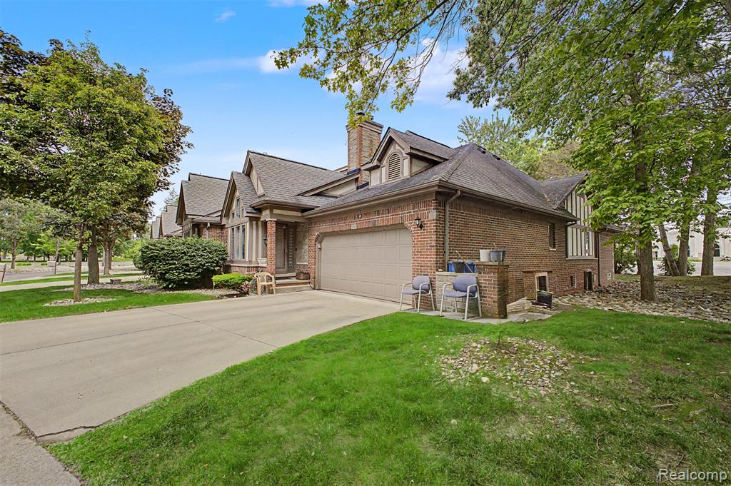 816 N Beech Daly Road, Dearborn Heights, MI 48127 — Photo 47