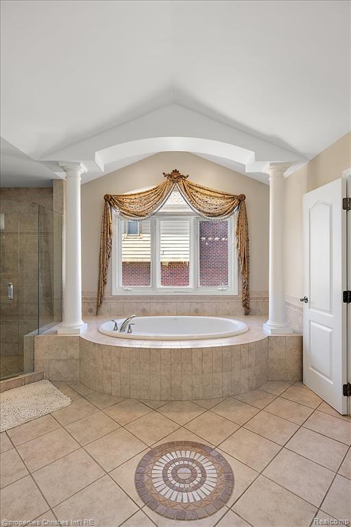 7220 Essex Drive, West Bloomfield, MI — Photo 59