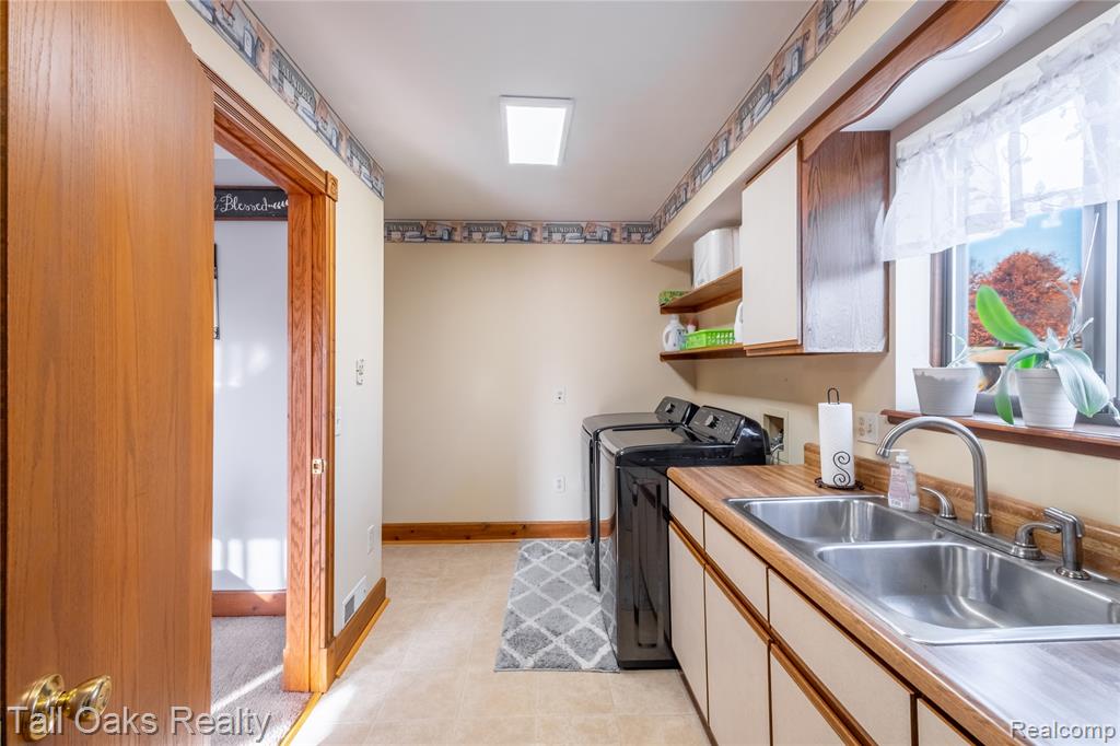 731 Cherry Hill Court, Columbiaville, MI 48421 — Photo 15