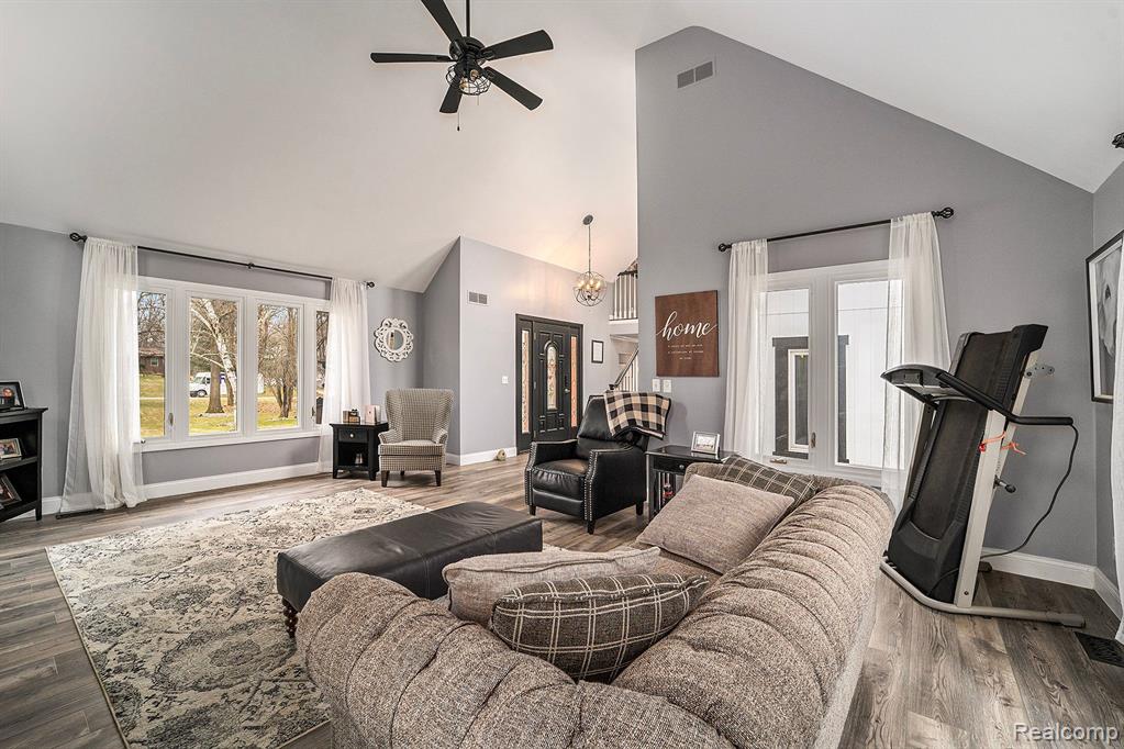 3638 Deer Run Drive, Brighton, MI 48114 — Photo 8