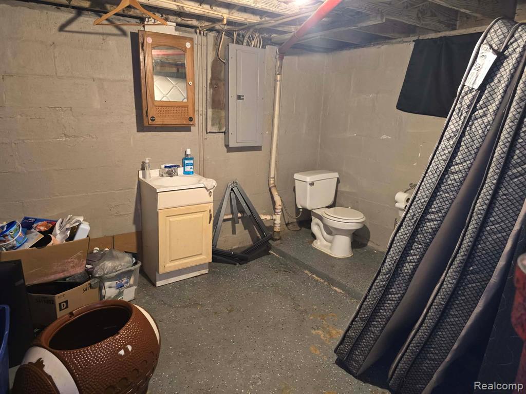 802 Marquette Street, Flint, MI 48504 — Photo 13