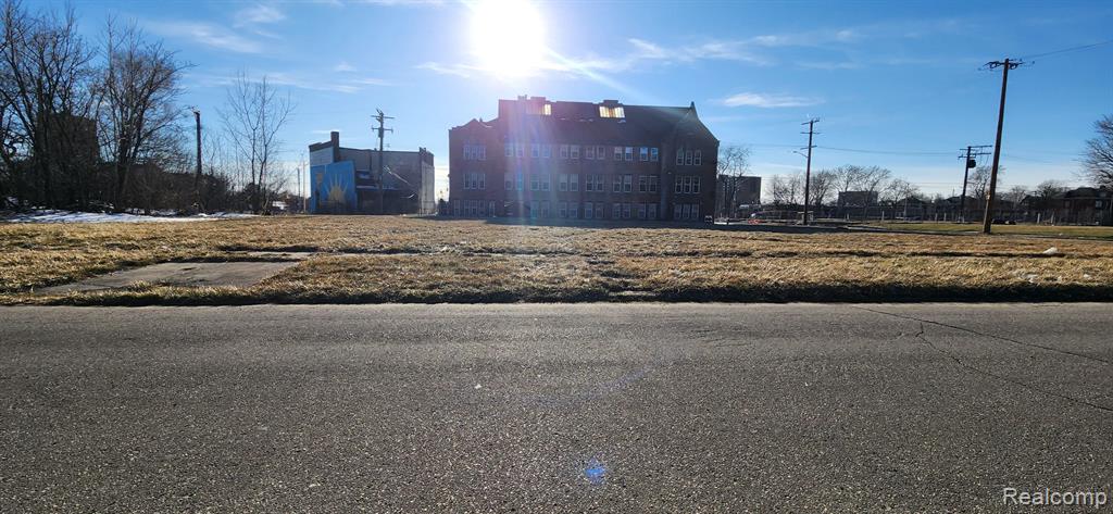 3466 LINCOLN Street, Detroit, MI 48208 — Photo 11