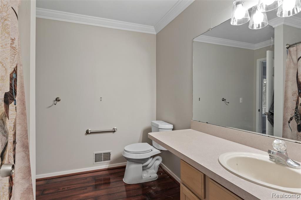 8732 Elizabeth Lake Road, White Lake, MI — Photo 14