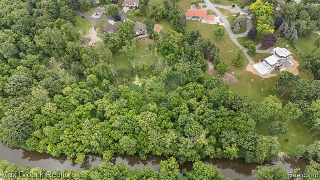 20403 Robinway Drive, Clinton Twp, MI 48036 — Photo 47