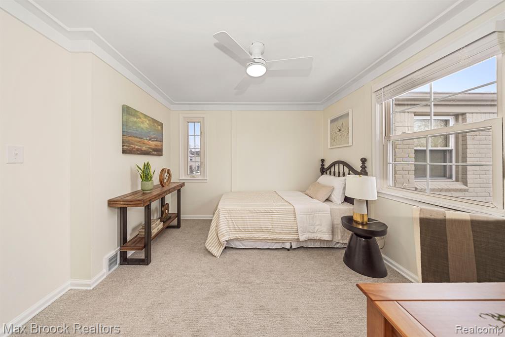 695 GRAEFIELD, Birmingham, MI 48009 — Photo 15