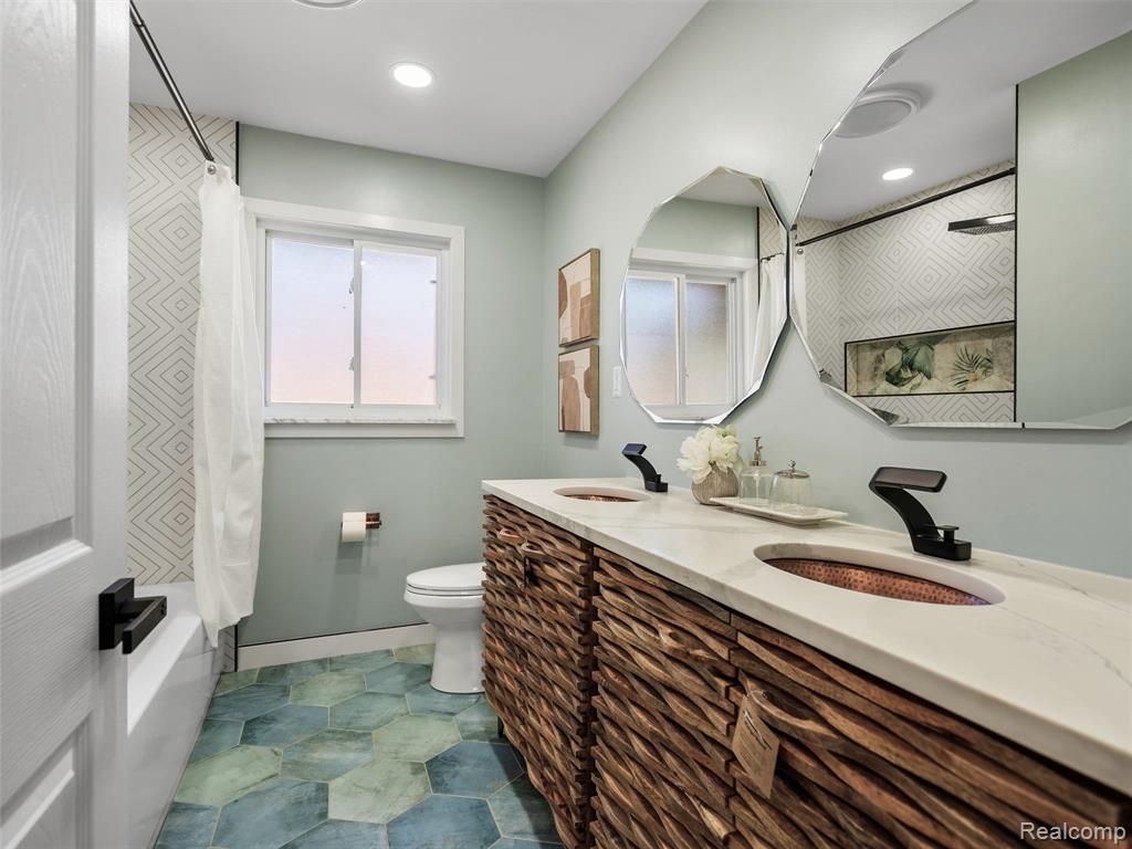4041 Yorba Linda Boulevard, Royal Oak, MI 48073 — Photo 29