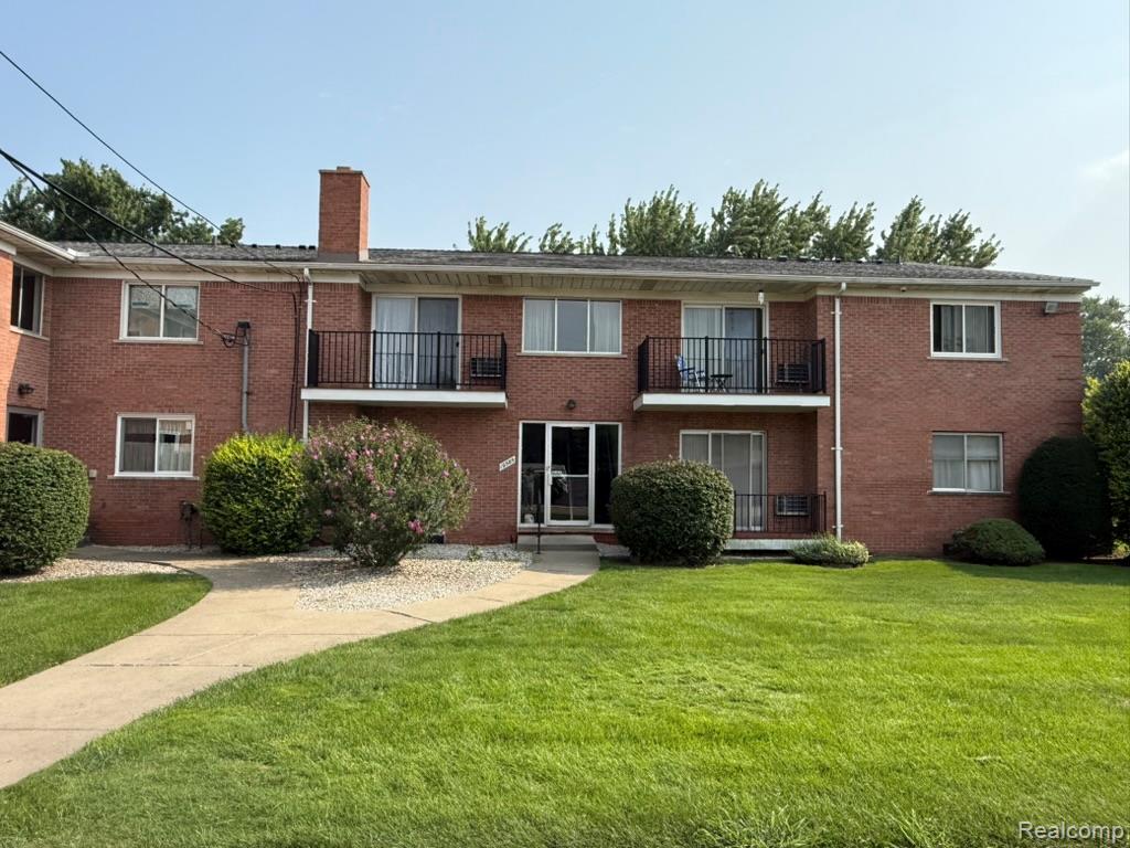 19585 Masonic Boulevard, 21, Roseville, MI 48066