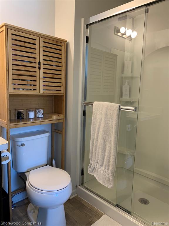 550 Parkdale Lane, Ferndale, MI 48220 — Photo 9