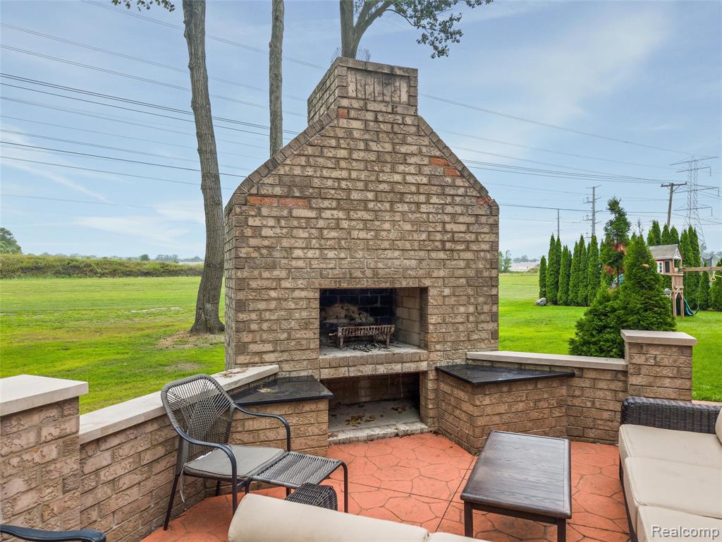 52041 Loon Court, Shelby Twp, MI 48315 — Photo 53
