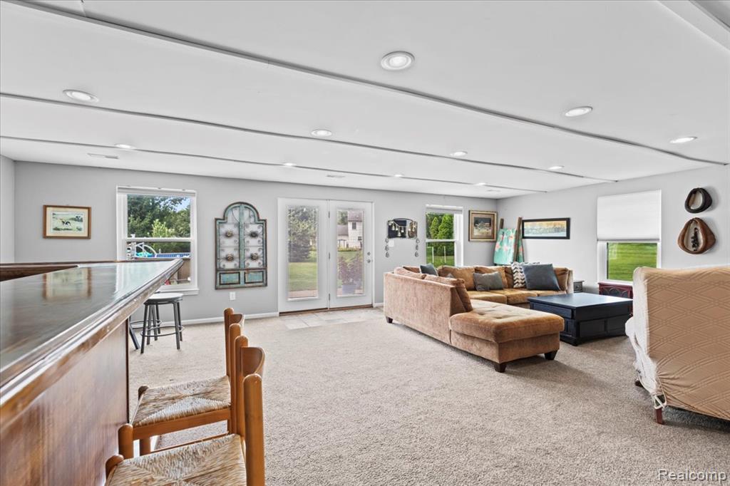 9327 Huron Park Drive, Brighton, MI 48116 — Photo 30