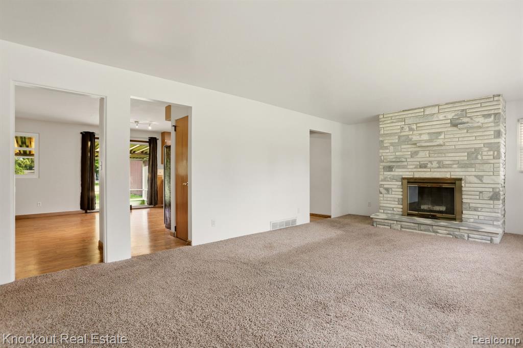 5992 Dubois Road, Vassar, MI 48768 — Photo 12