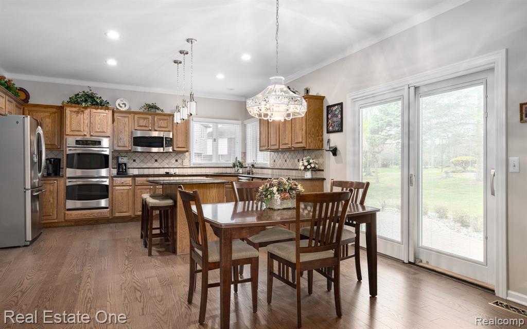 54035 Scarboro Way, Shelby Twp, MI 48316 — Photo 10