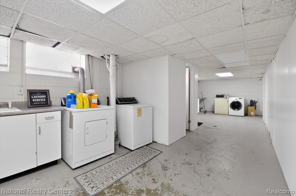 15105 Maplewood Avenue, Eastpointe, MI 48021 — Photo 23