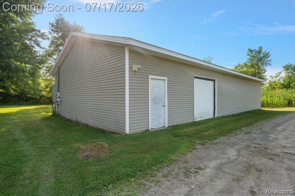 6925 Smiths Creek Road, MI — Photo 38