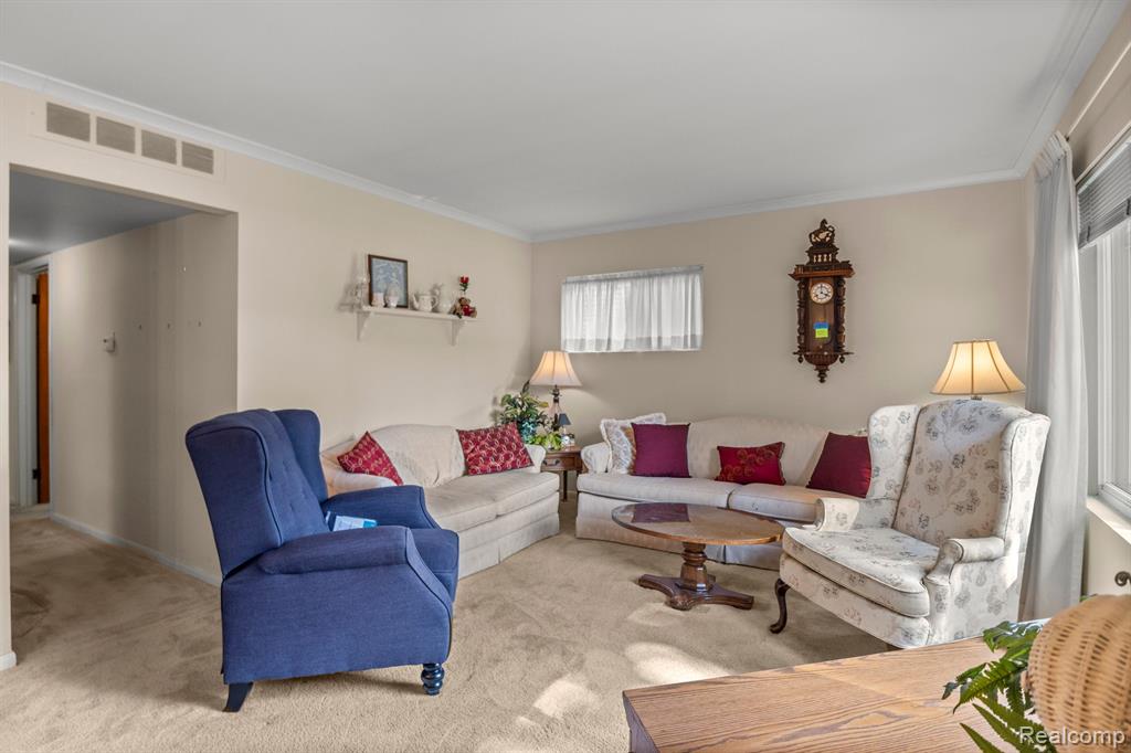 8708 HURON Street, Taylor, MI 48180 — Photo 5