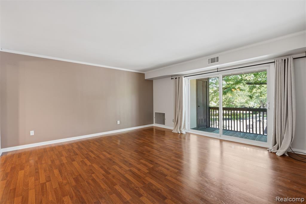 6160 Innkeepers Court, 69, East Lansing, MI 48823 — Photo 4