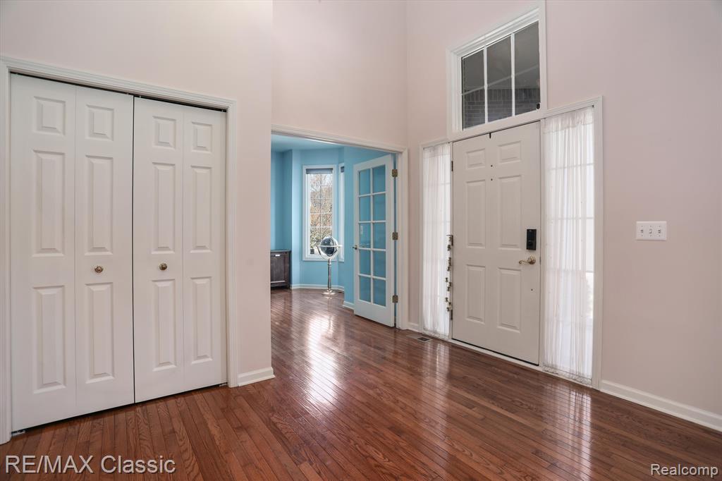 41547 BURROUGHS Avenue, Novi, MI 48377 — Photo 9