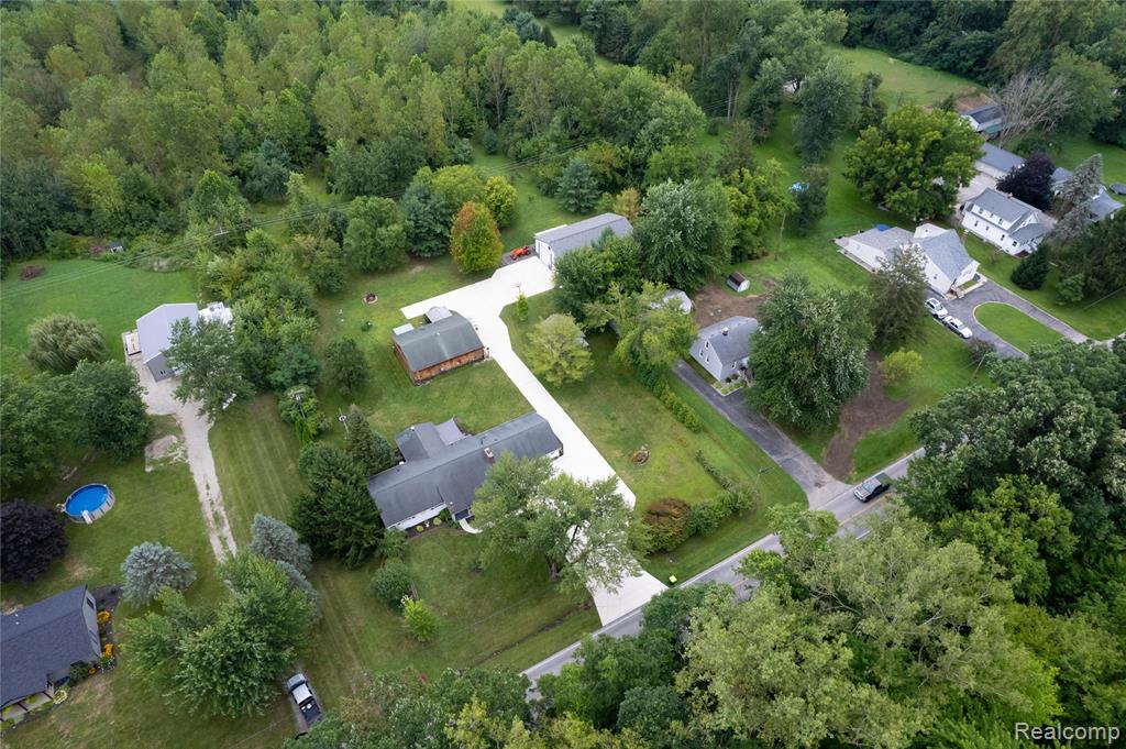 10784 Exeter Road, Carleton, MI 48117 — Photo 41