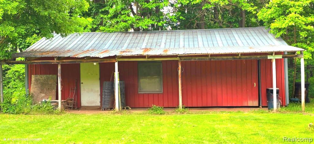16744 Arnold Road, Gregory, MI 48137 — Photo 11